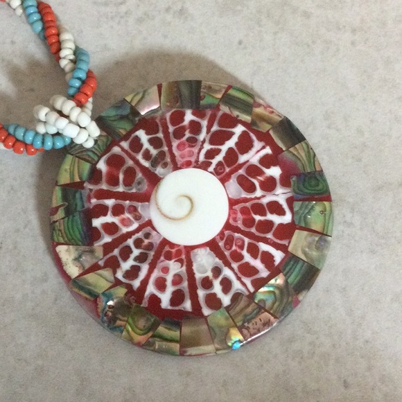 3 strand twisted bead necklace with 2” round abalone shell drop - Picture 3 of 7